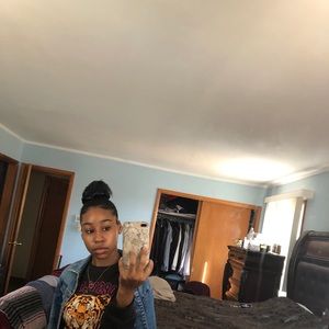 Meet your Posher, Amani